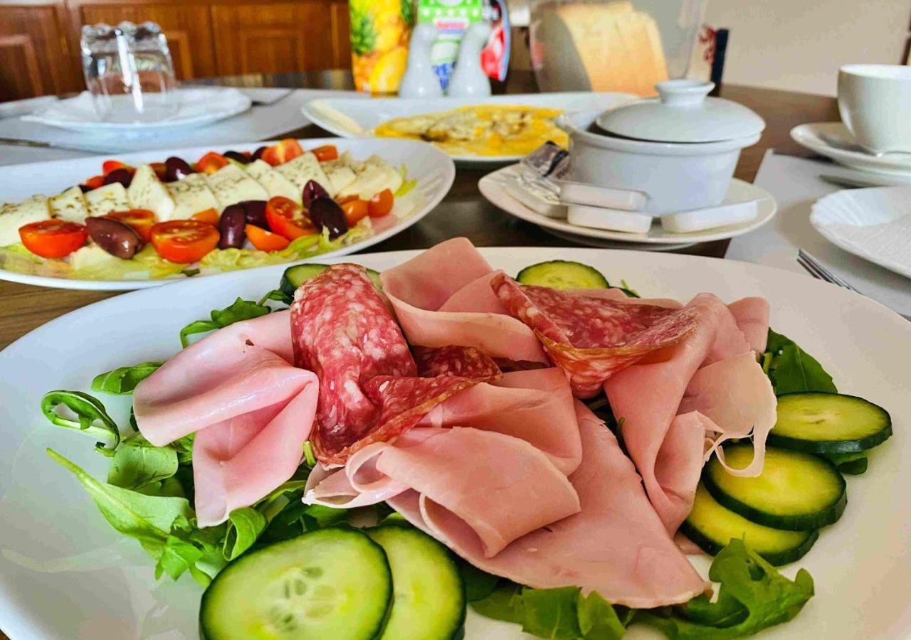 Ta Paolo Bed & Breakfast Qala Bagian luar foto